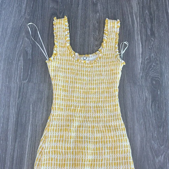 Yellow and white gingham dress - Picture 2 of 3